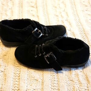 Easy spirit shoes size 8